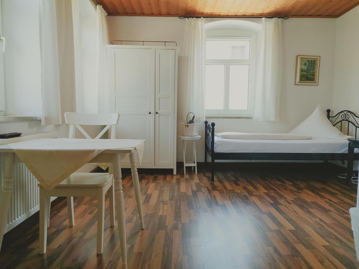 Dorfschaenke Deggendorf Hotel & Apartmenthaus & Biergarten, E-Bike-Verleih Kostenlos Ruang foto