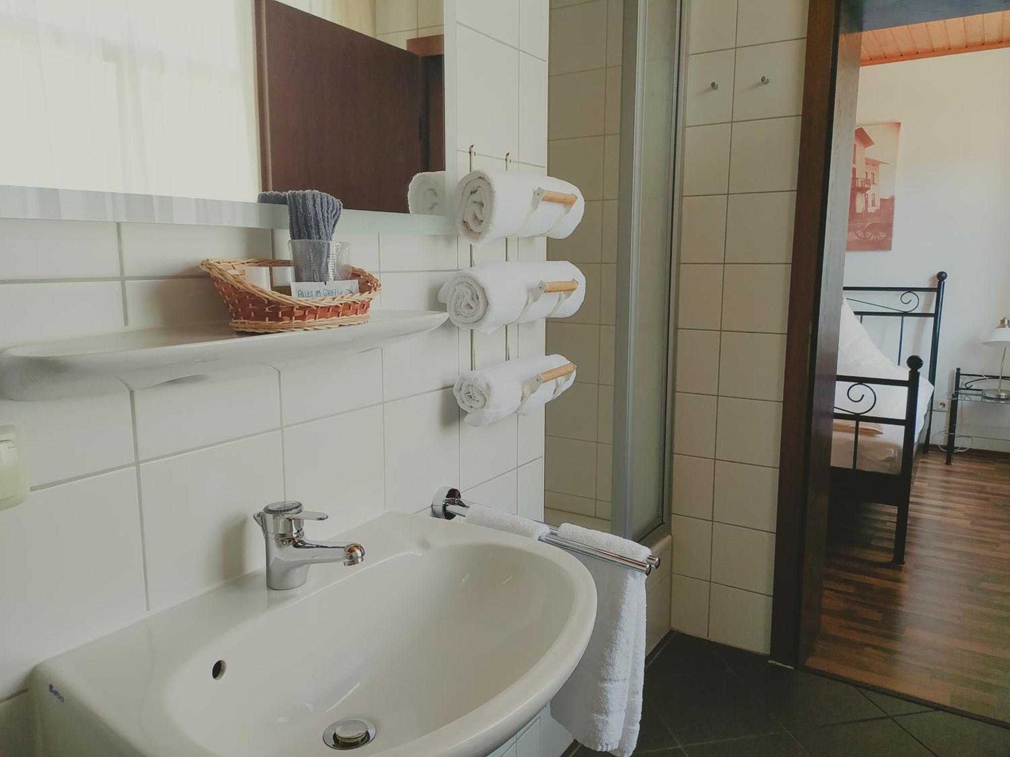 Dorfschaenke Deggendorf Hotel & Apartmenthaus & Biergarten, E-Bike-Verleih Kostenlos Ruang foto